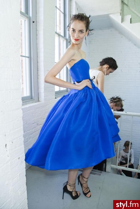 Sukienki Moda