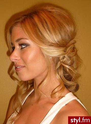 Blond Upięcie Kręcone Wieczorowe Długie Fryzury