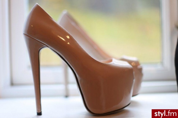 Szpilki Buty Moda