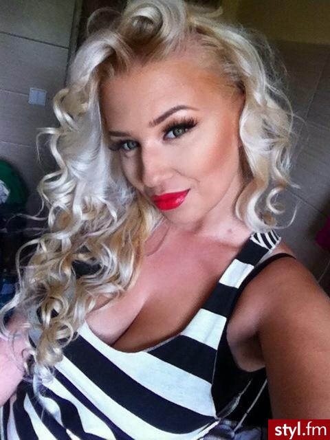 Blond Rozpuszczone Kręcone Na co dzień Długie Fryzury
