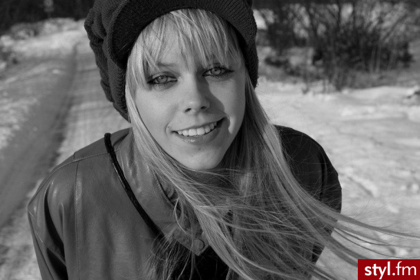 Średnie Fryzury