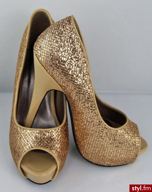Szpilki Buty Moda