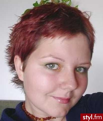 Średnie Fryzury