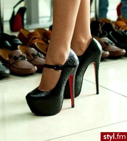 Szpilki Buty Moda