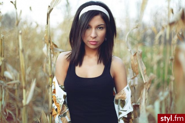 Średnie Fryzury