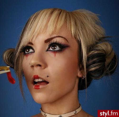 Średnie Fryzury
