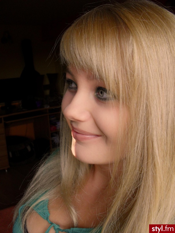 Blond Rozpuszczone Proste z grzywką Na co dzień Długie Fryzury