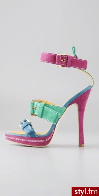 Szpilki DSquared za 50% ceny. Szpilki DSquared za 50% ceny ! Cena: 370 dolarów (wcześniej 740 dolarów). - Pozostałe Buty Moda