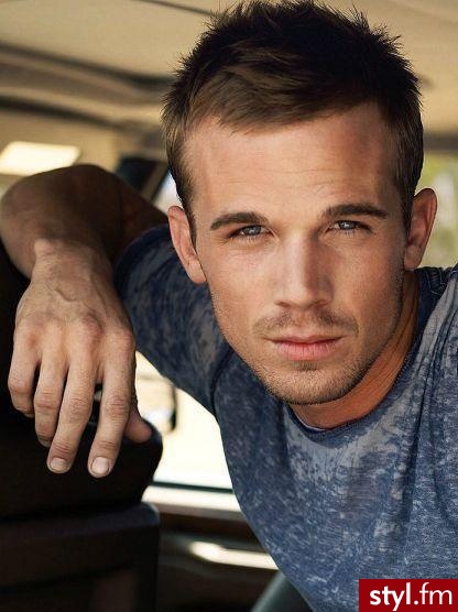l. Cam Gigandet - Średnie Męskie Fryzury