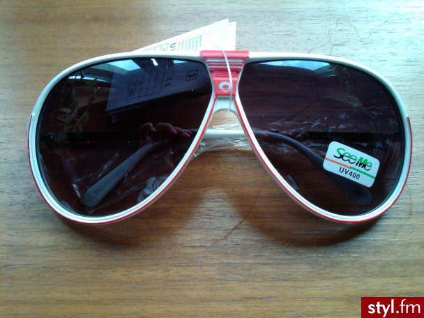 okulary unisex a la CARRERA. mam do sprzedania okulary unisex białe i granatowe. NOWE!!! - Misz-masz