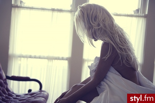 Blond Rozpuszczone Kręcone Na co dzień Długie Fryzury