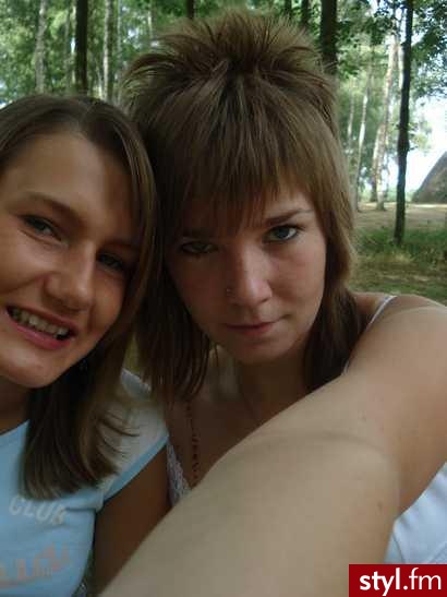 Średnie Fryzury