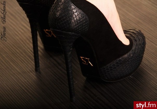Szpilki Buty Moda