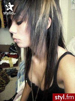 EMO Alternatywne Średnie Fryzury
