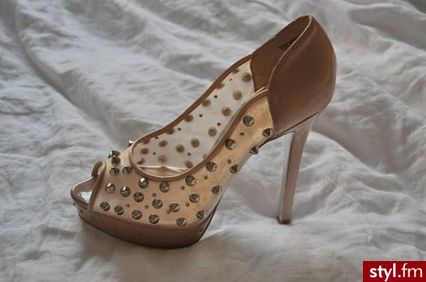 Szpilki Buty Moda