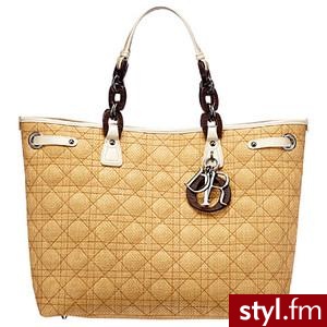 Dior - Cruise Accessories | Sur la terre - Polyvore. Pobrano ze strony: http://www.polyvore.com/dior_cruise_accessories_sur_la/thing?id=16138799 - Pozostałe Torebki Moda