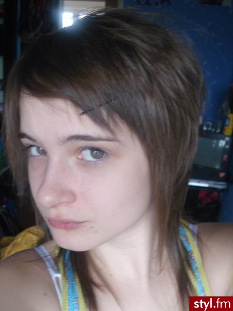 EMO Alternatywne Średnie Fryzury
