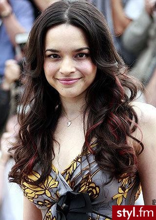 Norah Jones - Kręcone Na co dzień Średnie Fryzury