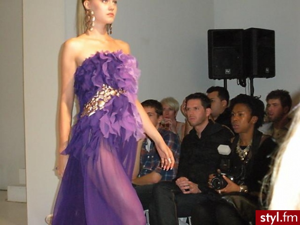 Sukienki Moda