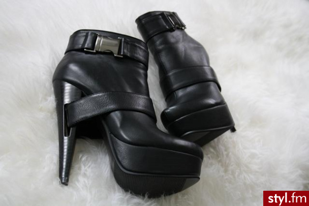 Pozostałe Buty Moda