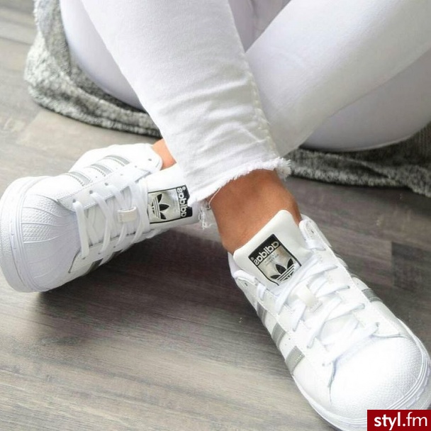 Pozostałe Buty Moda