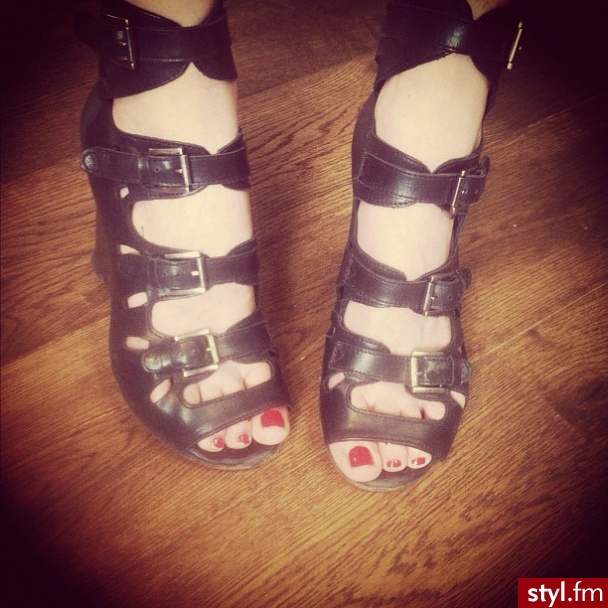 Pozostałe Buty Moda