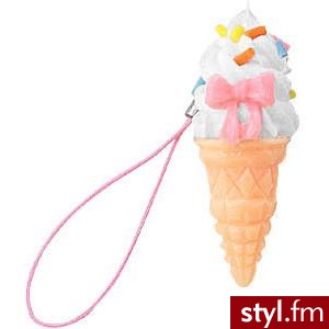 Przywieszki do komórki prawdopodobnie ; D - Pozostałe Dodatki Moda