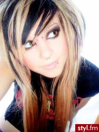 EMO Alternatywne Średnie Fryzury