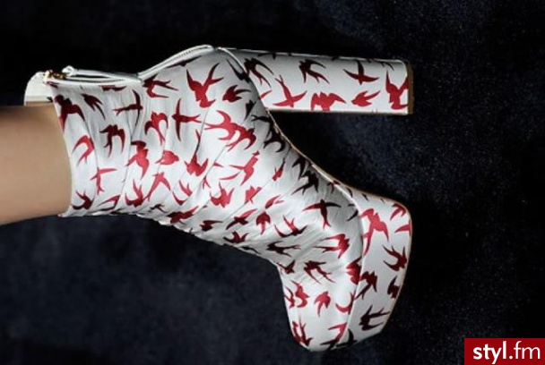 Jeżeli zdjęcie znajduje się już w galerii poproszę o link - Pozostałe Buty Moda