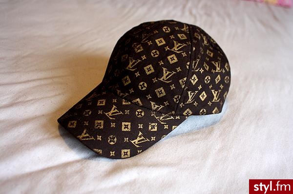 lv czapka - Nakrycia głowy Dodatki Moda
