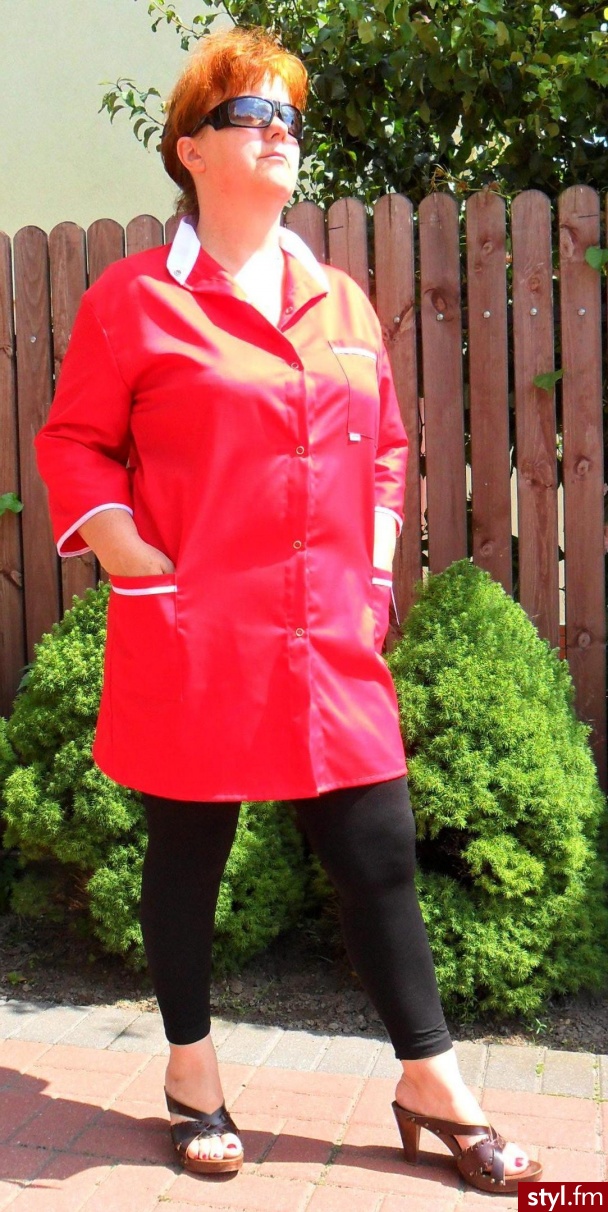 Fartuch fryzjerski.Produkt firmy Rates tel.513737979 - Pozostałe Ciuchy Moda
