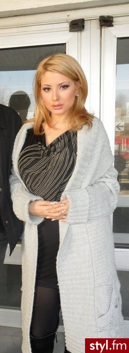 Średnie Fryzury