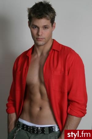Justin Bruening - Średnie Męskie Fryzury