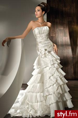 Demetrios, model 2856 - Ślubne Makijaże