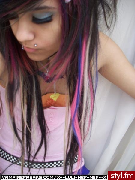 EMO Alternatywne Średnie Fryzury