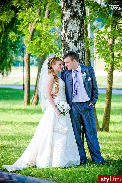 Ślubne Średnie Fryzury