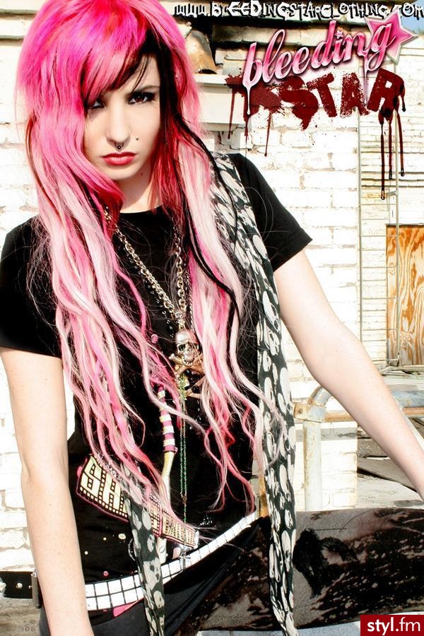 EMO Alternatywne Średnie Fryzury
