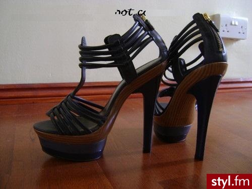 Pozostałe Buty Moda