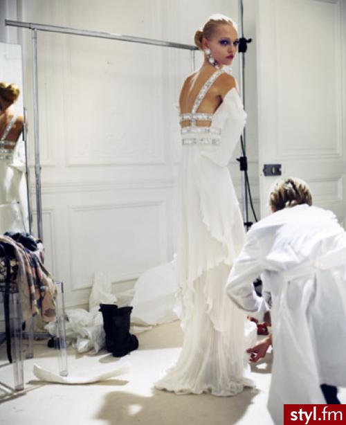 Sukienki Moda