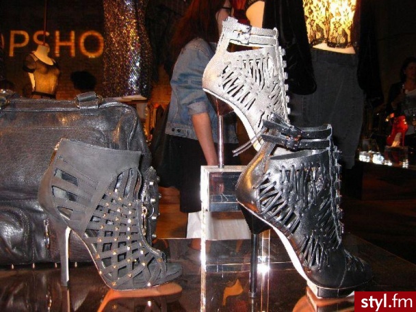 Pozostałe Buty Moda