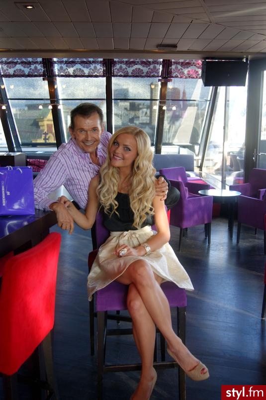 Blond Rozpuszczone Kręcone Na co dzień Długie Fryzury
