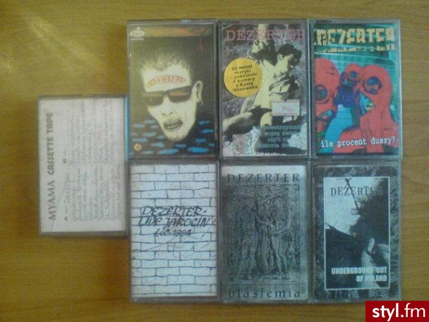 KASETY MAGNETOFONOWE. ORYGINALNE KASETY MAGNETOFONOWE, STARE ALE JARE KAPELE PUNKOWE, SKA METAL. KASETY SĄ ORYGINALNE. DOSKONAŁY PREZENT DLA KOGOŚ KTO KOCHA MUZYKĘ I POSIADA MAGNETOFON ^^

UWAGA, SUGEROWANA CENA ZA SZTUKĘ!!! - Misz-masz
