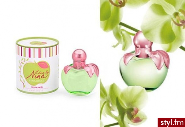 Love by Nina Nina Ricci - podstawy zapachu tej perfumy to zielone jabłko, kwiat wiśni, migdały i kwiaty frangipani. - Misz-masz