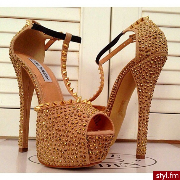 Szpilki Buty Moda