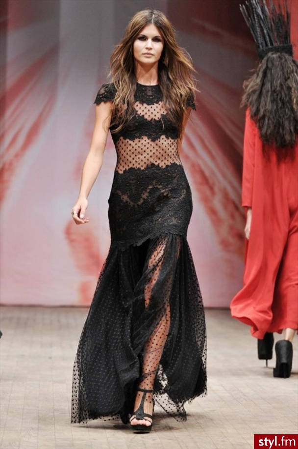 Sukienki Moda