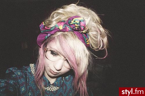 Średnie Fryzury