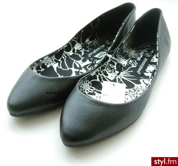 Pozostałe Buty Moda