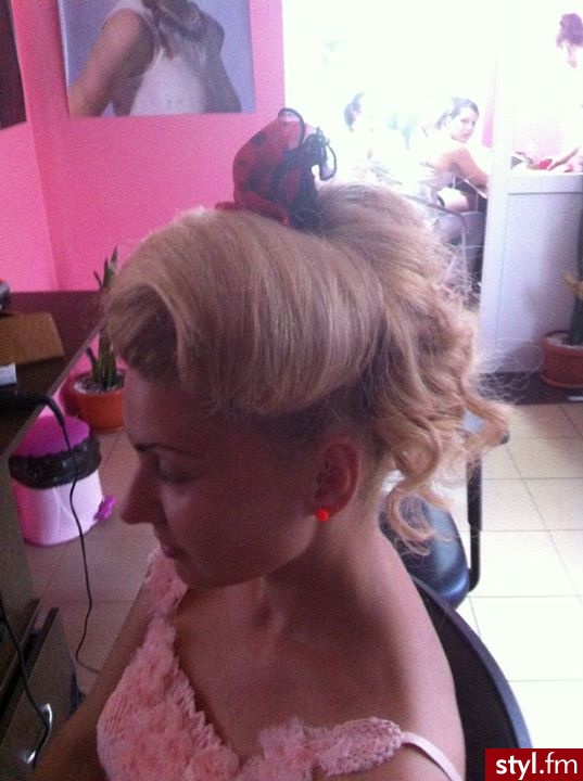 Blond Upięcie Kręcone Wieczorowe Długie Fryzury