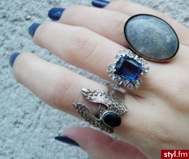 Jeżeli zdjęcie znajduje się już w galerii poproszę o link - Pozostałe Dodatki Moda