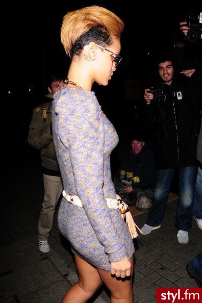 Rihanna - Moda uliczna Inne Moda